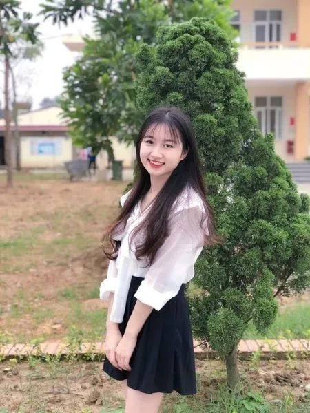 Ảnh mạng gái đẹp che mặt tạo vẻ bí ẩn và quyến rũ