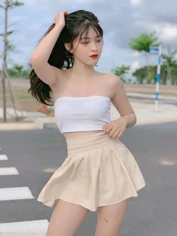 Hình gái cute, vẻ đẹp tự nhiên làm say lòng người