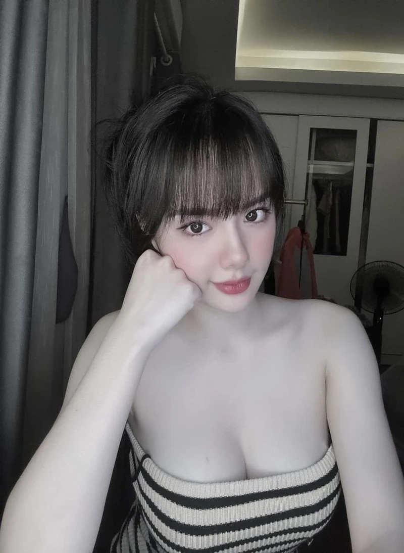 Ảnh gái 2003 đẹp và dễ thương, thể hiện phong cách tươi mới