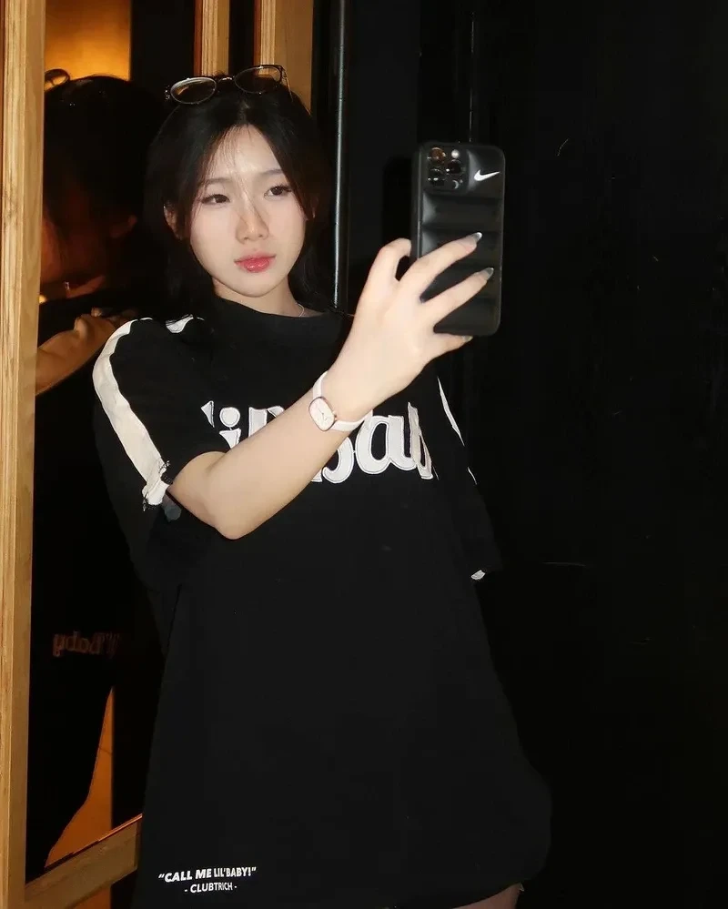 Ảnh gái k6 xinh nổi bật với vẻ đẹp tự nhiên, cuốn hút