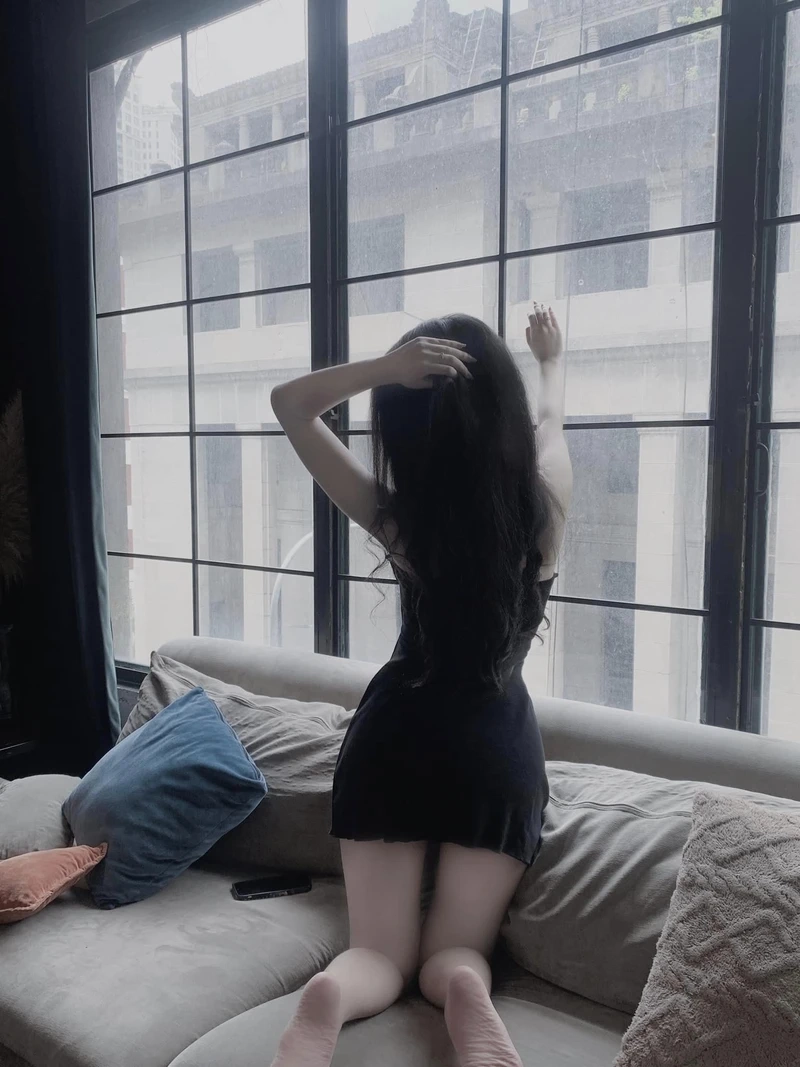 Ảnh gái đẹp trong lễ hội thể hiện sự sôi động và vui tươi