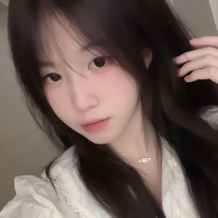 Ảnh cosplay Asuka Langley thể hiện sự cá tính và mạnh mẽ của nhân vật