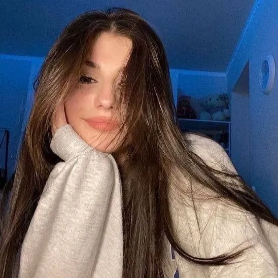 Ảnh selfie của hot girl Mỹ mang lại cảm giác tự nhiên và cá tính