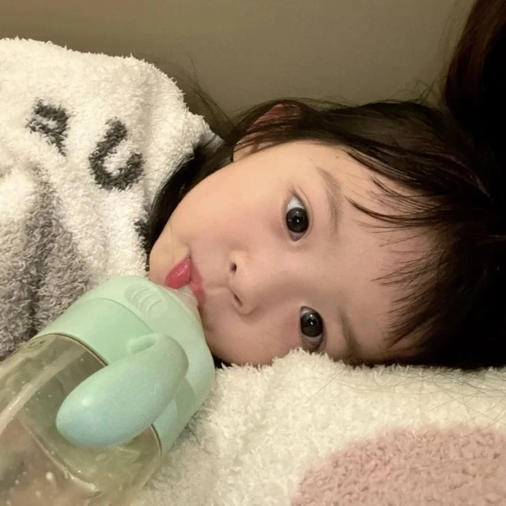 Avt em bé đôi mang đến sự ngọt ngào và dễ chịu