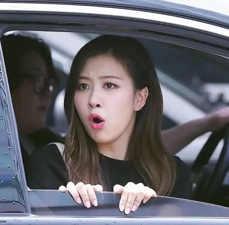 Foto meme blackpink hài hước và sáng tạo dễ dàng chia sẻ