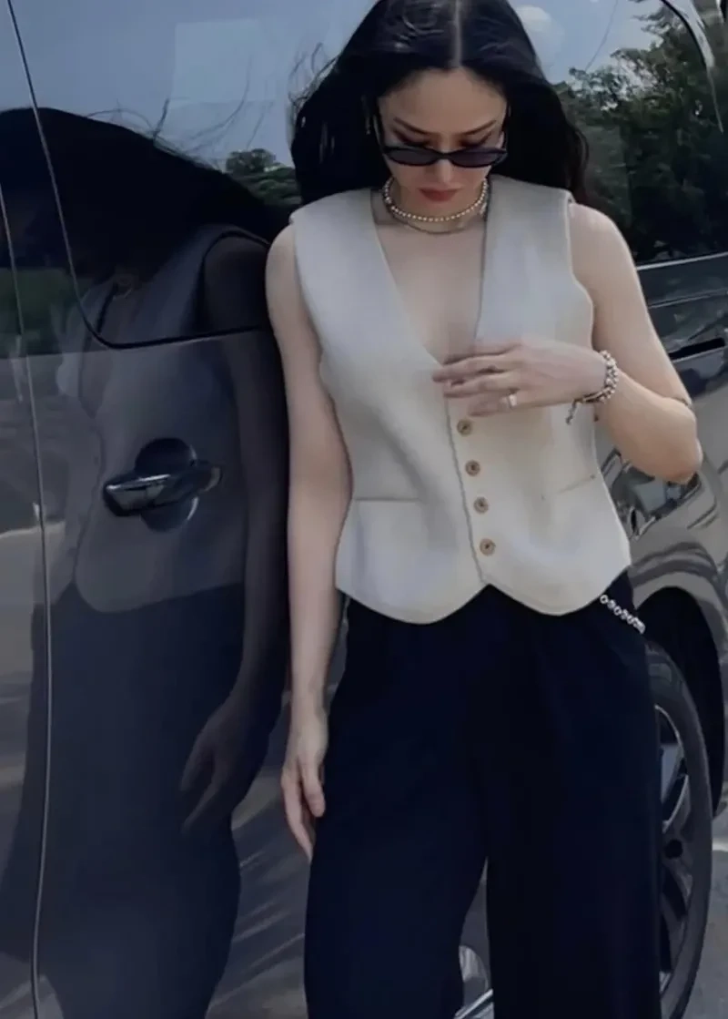 Miu Lê ca sĩ tài năng với nhiều bài hát nổi bật trong sự nghiệp