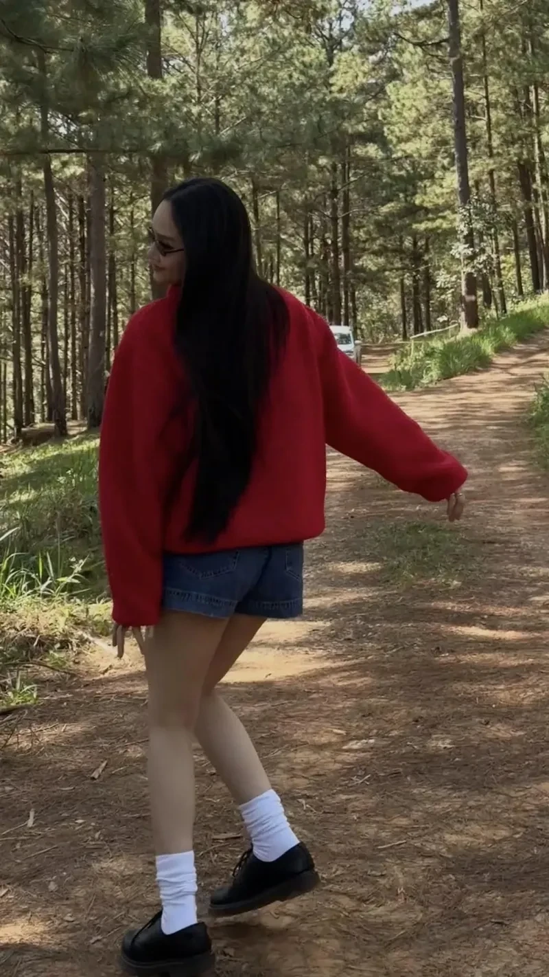 Anh Đang Nơi Đâu là ca khúc đầy cảm xúc của Miu Lê