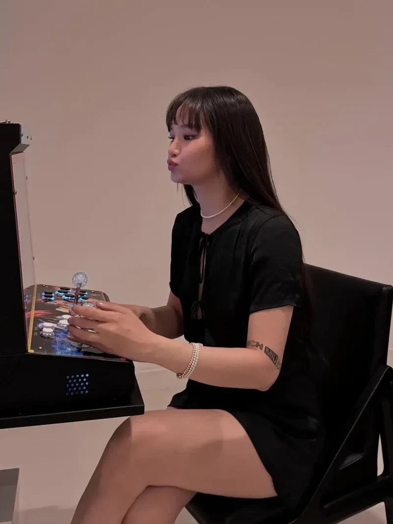 Bài hát về mẹ Bắt Chia Tay thể hiện sự sâu sắc qua lời ca