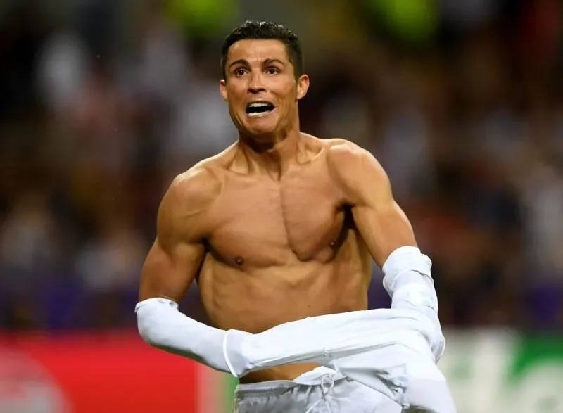 Meme ronaldo nhận giải hài hước và sáng tạo dễ dàng chia sẻ