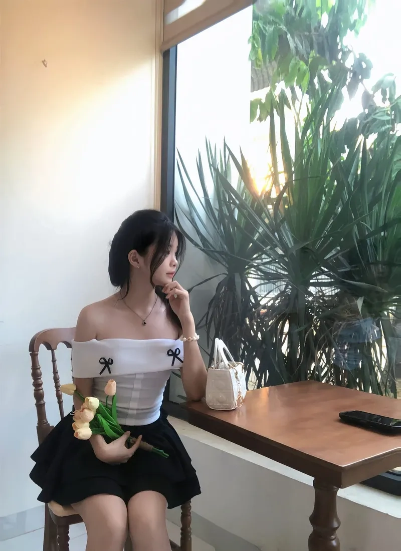 Hình đại diện nữ ngầu đầy ấn tượng và thể hiện sự mạnh mẽ
