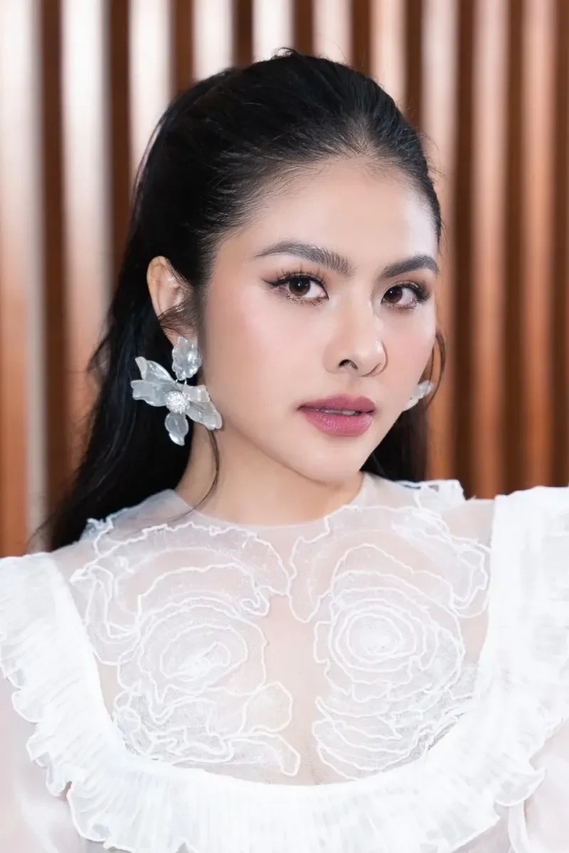 Dịch vụ trang phục biểu diễn Vân Anh được nhiều người tin tưởng lựa chọn