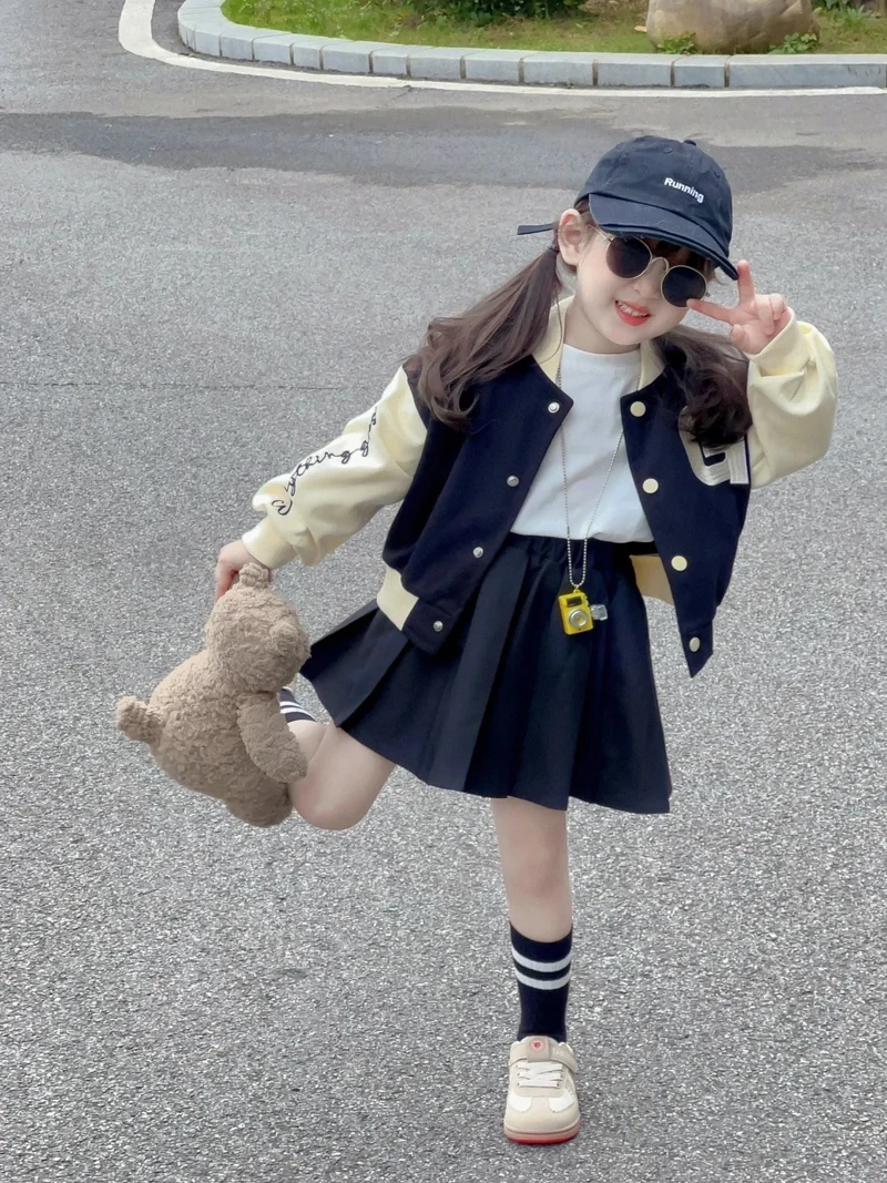 Ảnh bé gái cute mang đến sự đáng yêu và hồn nhiên tươi tắn