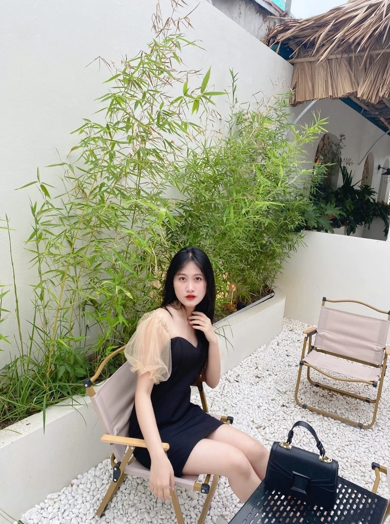Xinh đẹp ảnh gái k7 với nụ cười rạng rỡ và ánh mắt long lanh