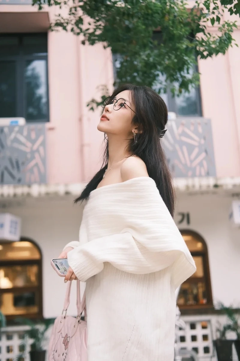 Ảnh gái Trung Quốc cổ trang mang đến sự huyền bí và ấn tượng