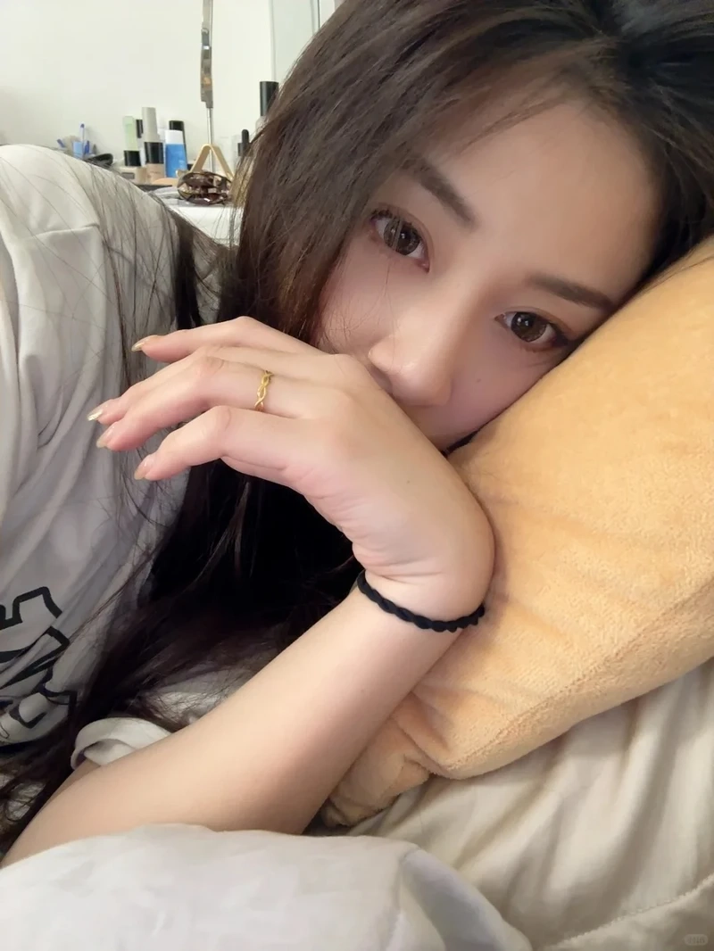 Ảnh gái Trung Quốc cute với gương mặt ngây thơ và đáng yêu