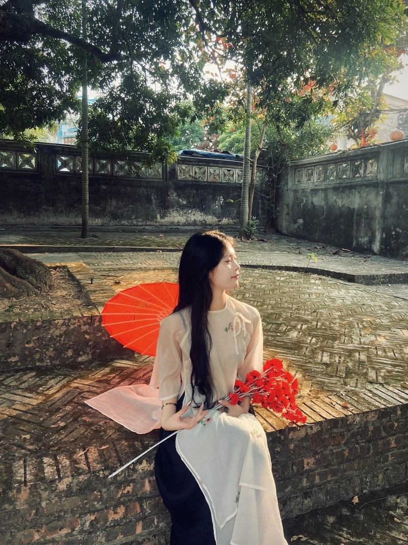Ảnh gái k10 che mặt mang đến vẻ ngây thơ và xinh đẹp