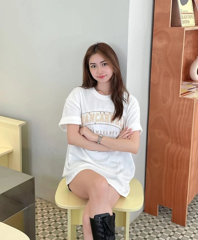 Gái xinh nhảy trên tiktok thu hút mọi ánh nhìn với từng bước nhảy