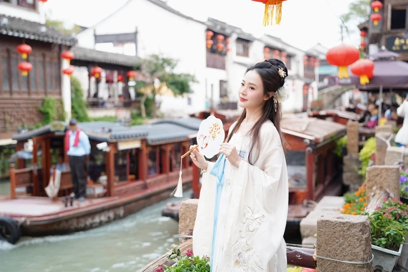 Đám cưới midu là sự kiện được rất nhiều người quan tâm