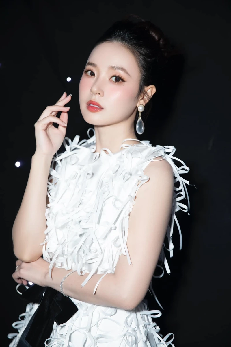 Midu tiktok nổi bật với những video ngắn cực kỳ thú vị