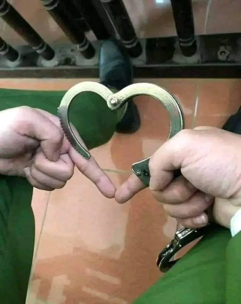 Chú công an meme, ngộ nghĩnh không kém phần vui nhộn