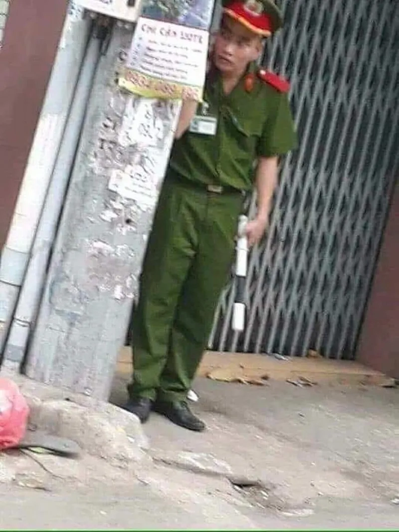 Meme công an đây, tình huống dở khóc dở cười