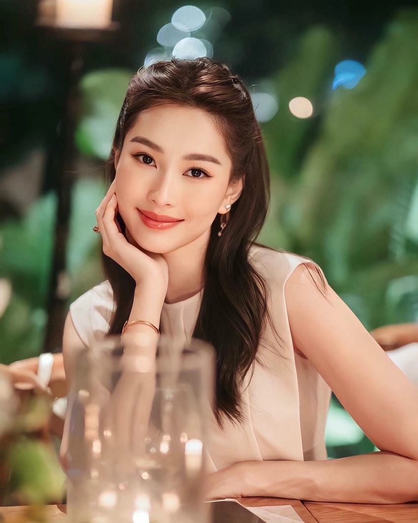 Tiểu sử hoa hậu Đặng Thu Thảo chi tiết