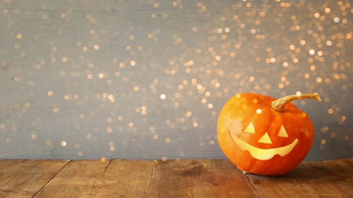 Ảnh nền Halloween đẹp đậm chất cổ tích kỳ bí