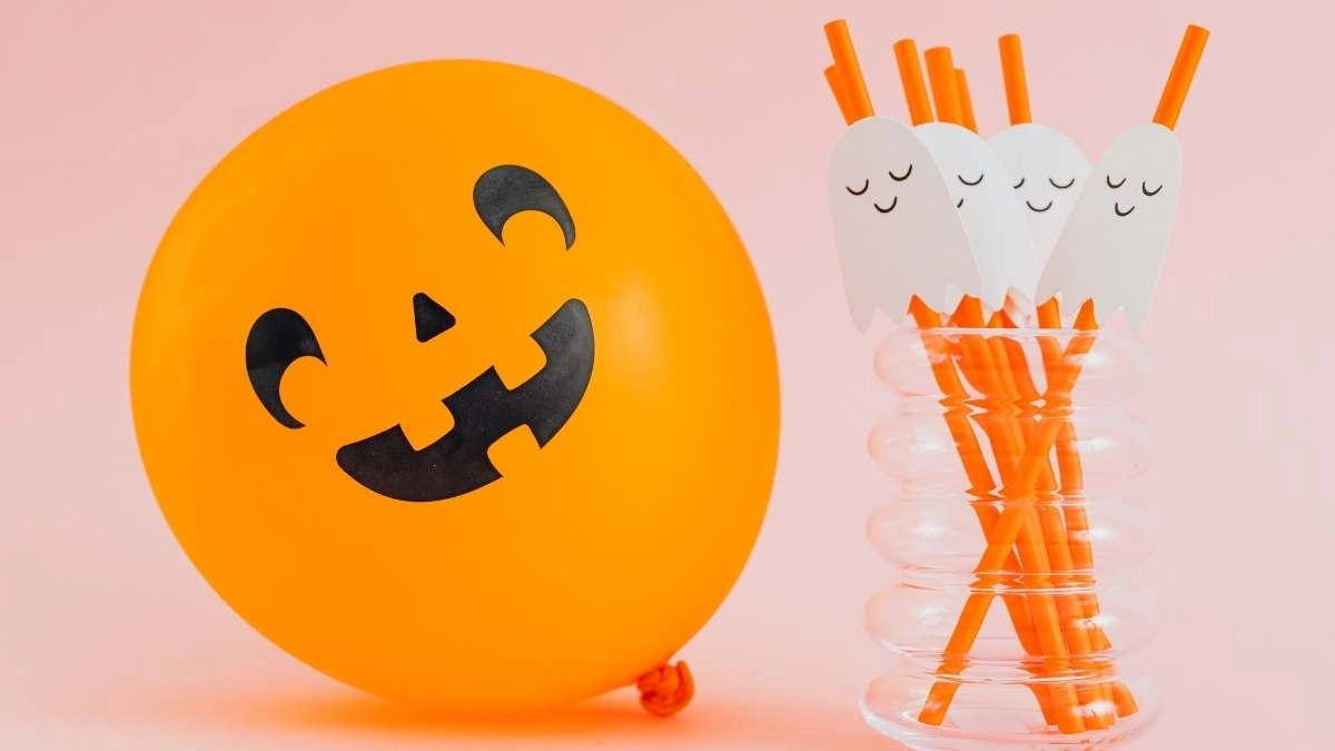 Ảnh Halloween chibi ma quái nhưng vẫn cực kỳ đáng yêu