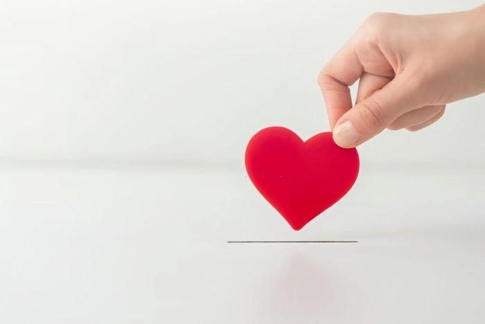 Hình nền đôi tình yêu hòa quyện cảm xúc nồng nàn