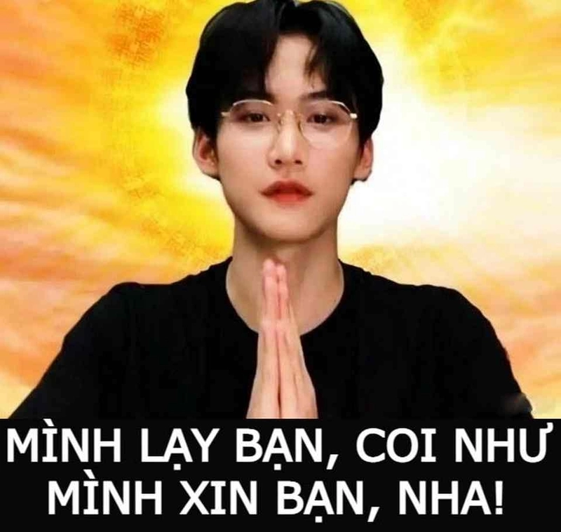 Meme lạy khi bạn gặp chuyện khó đỡ
