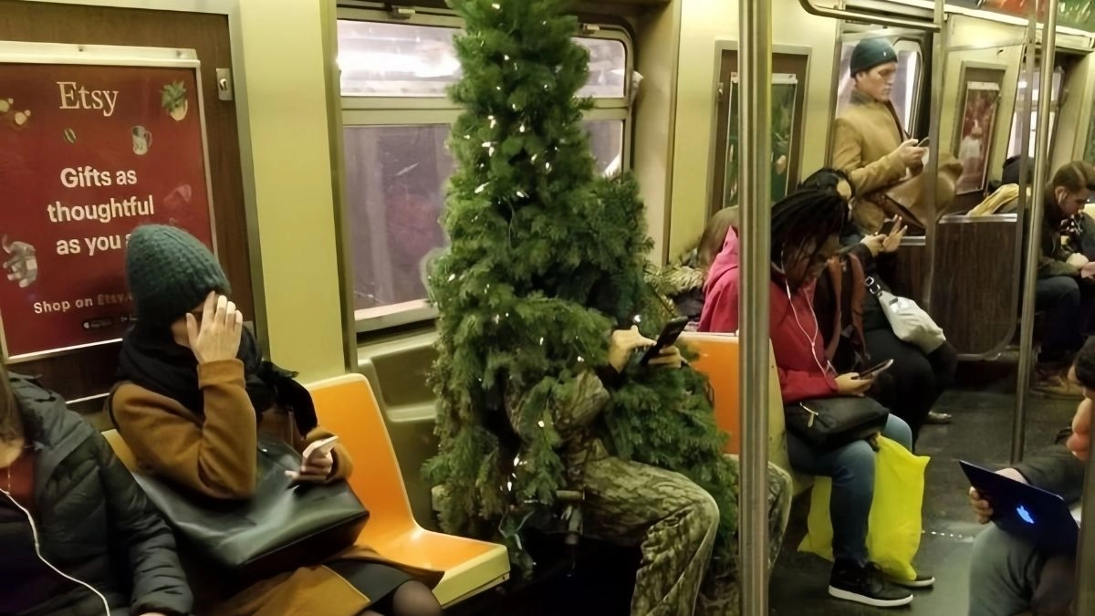 Hình ảnh meme Noel chắc chắn sẽ khiến bạn cười té ghế