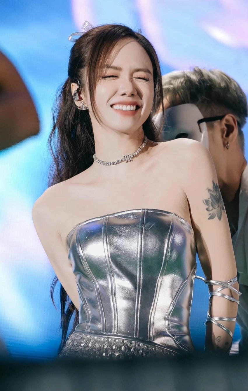 Karaoke Phương Ly Biệt, hát lên nỗi nhớ
