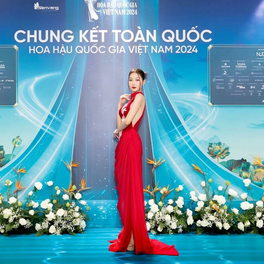 Hoa hậu Quế Anh mua giải? Tin đồn gây tranh cãi