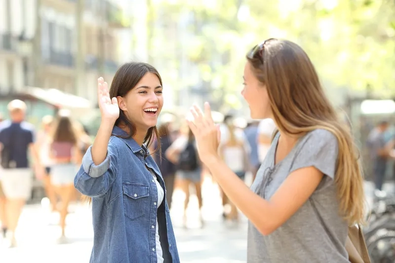 Hình ảnh bye bye cho cuộc chia tay nhẹ nhàng