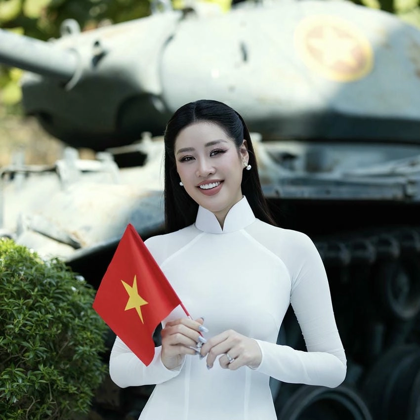 Vẻ đẹp nền nã khi hoa hậu Khánh Vân mặc áo dài