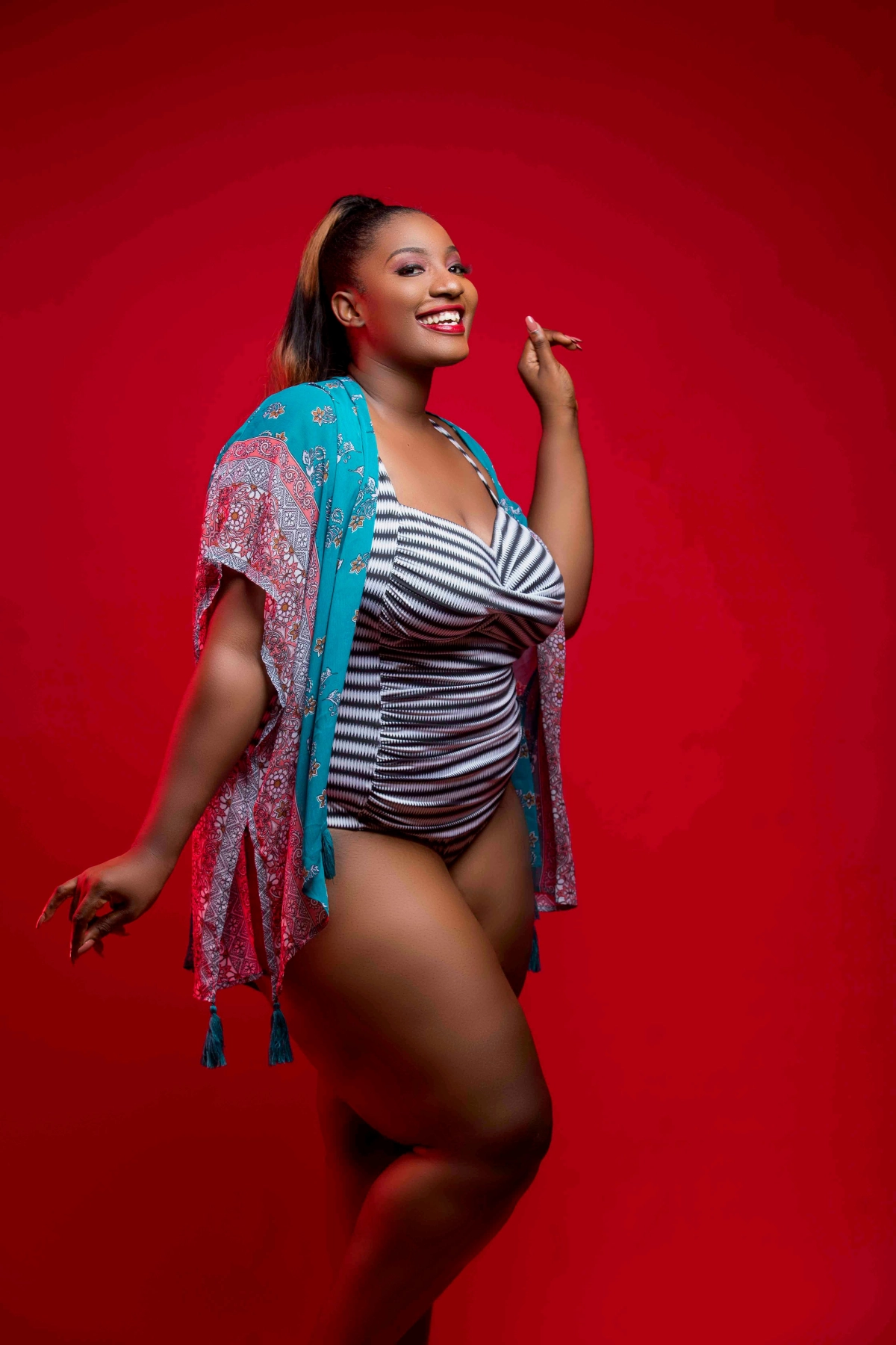 Ảnh gái gym sexy body săn chắc bụng sáu múi nóng bỏng nghẹt thở