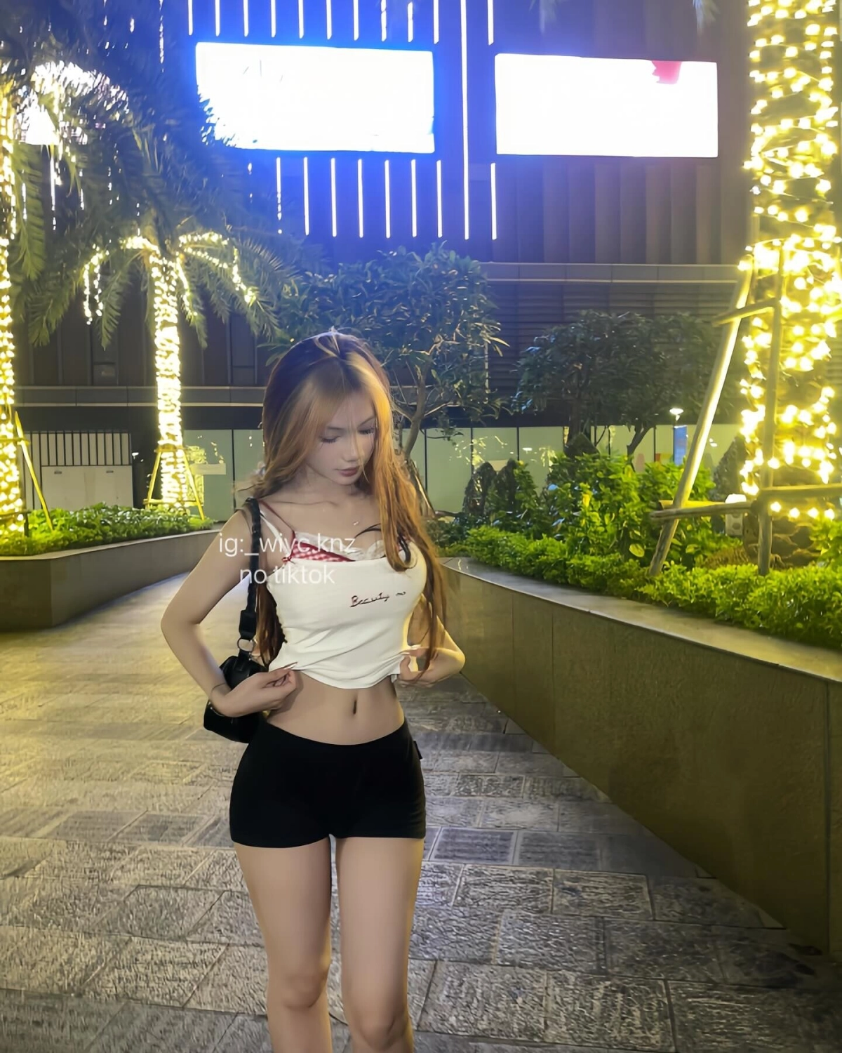 Avatar gái xinh sexy nóng bỏng cuốn hút biểu tượng quyến rũ dễ thương