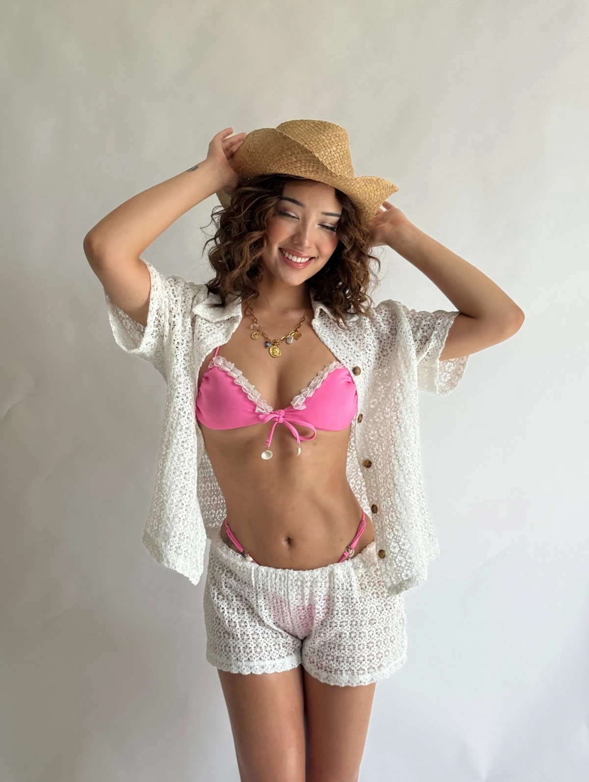 Gái xinh vú to đít bự sexy nóng bỏng cuốn hút thân hình bốc lửa