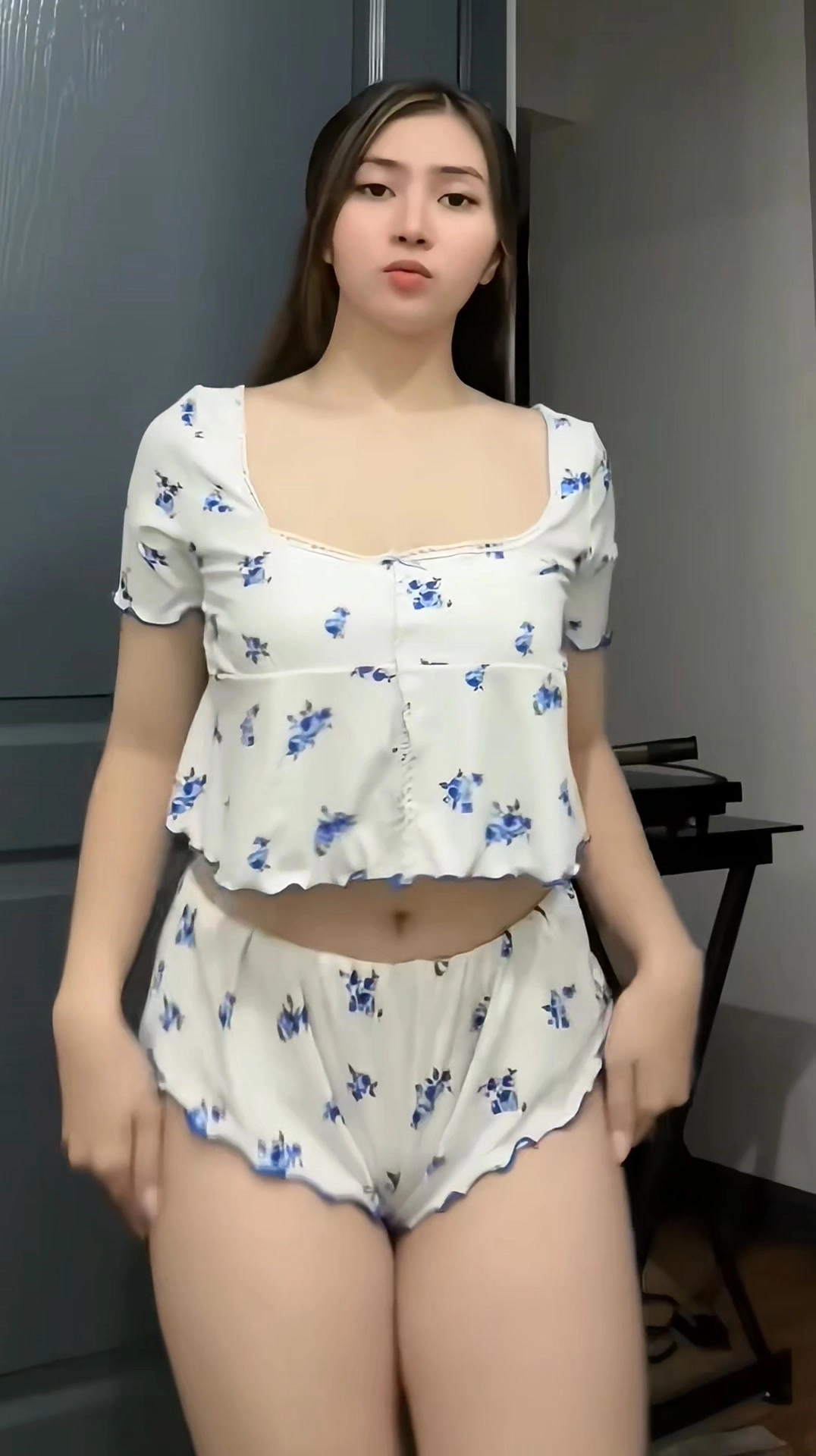 Gái xinh vú to khỏa thân nóng bỏng sexy cuốn hút nude hoàn hảo