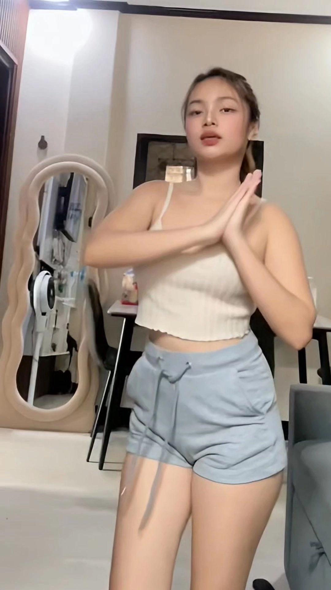 Gái xinh vú to thủ dâm sexy nóng bỏng cuốn hút dục vọng đỉnh điểm