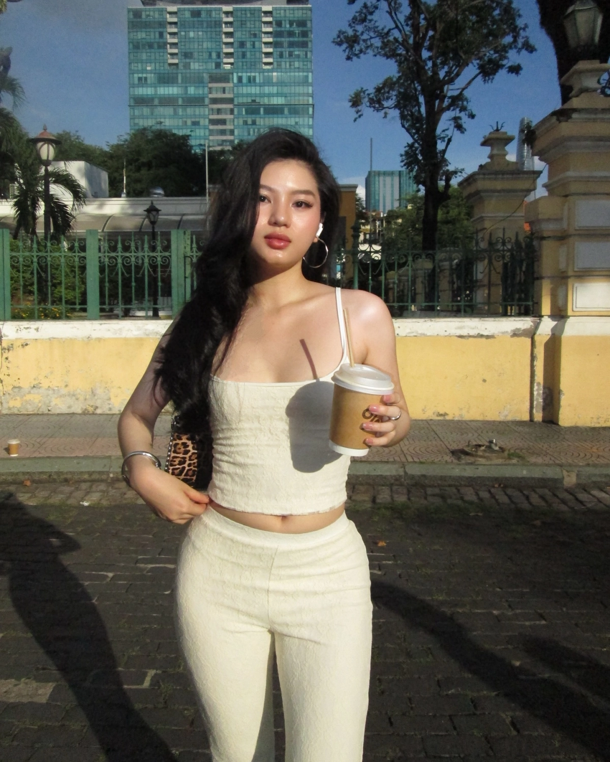 Gái xinh khoả thân vú to nóng bỏng cuốn hút sexy nude quyến rũ