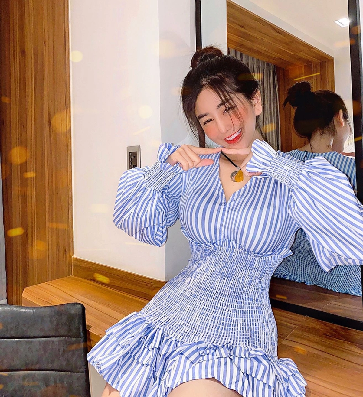 Em gái 2k9 khoe hàng nóng bỏng sexy cuốn hút vẻ tuổi teen quyến rũ