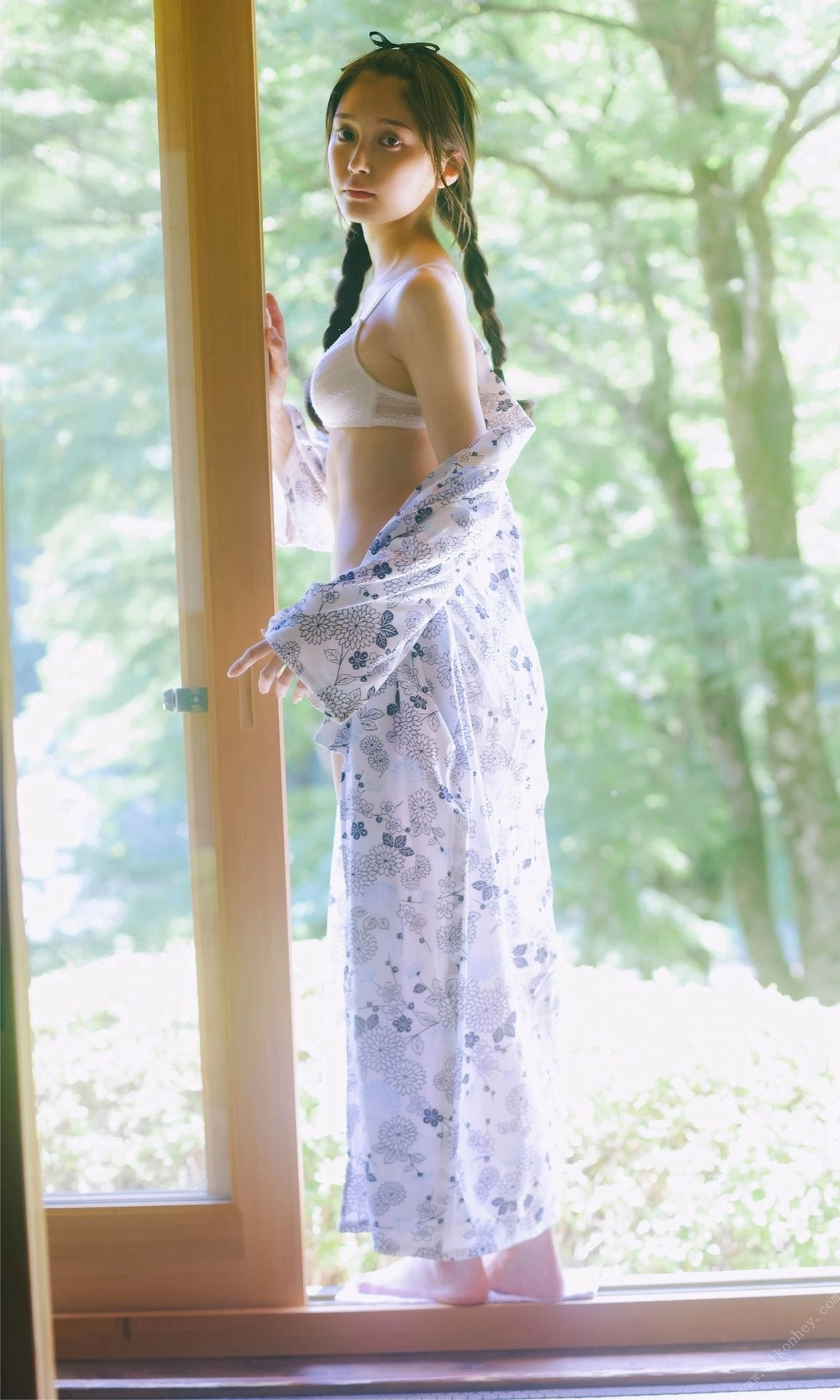 Ánh mắt Rina Koyama cực kỳ sexy