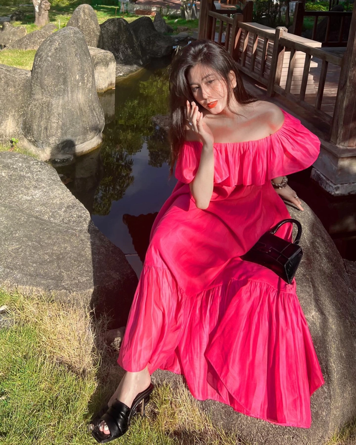 Gái xinh khoe hàng cực phẩm nóng bỏng cuốn hút sexy thân hình hoàn hảo