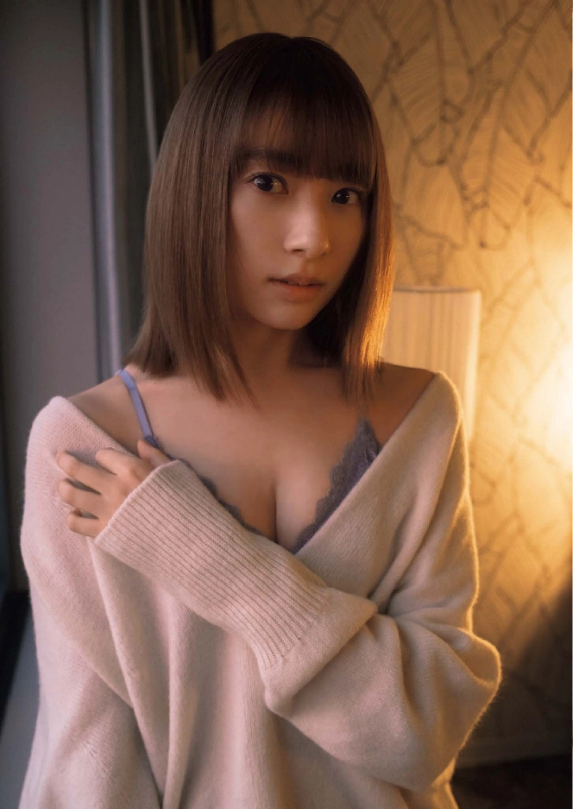 Shiori Sato mang nét đẹp sang quyến rũ