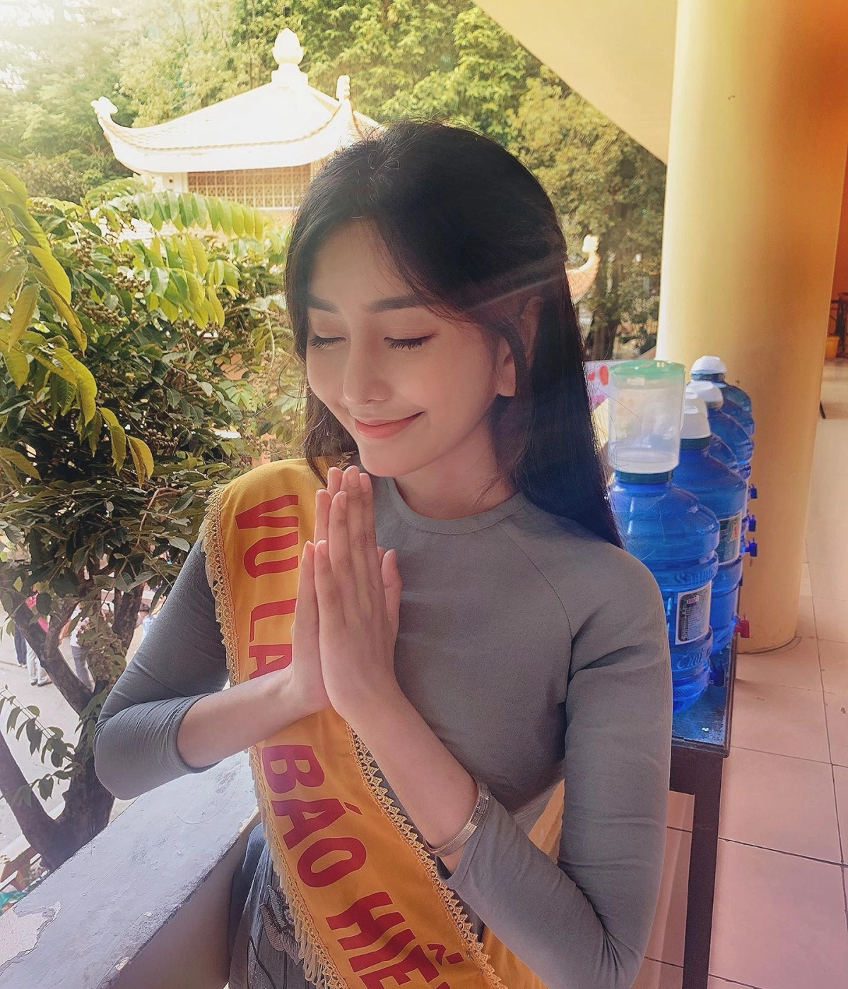 Học sinh khoe không che sexy nóng bỏng cuốn hút hở hang dục vọng