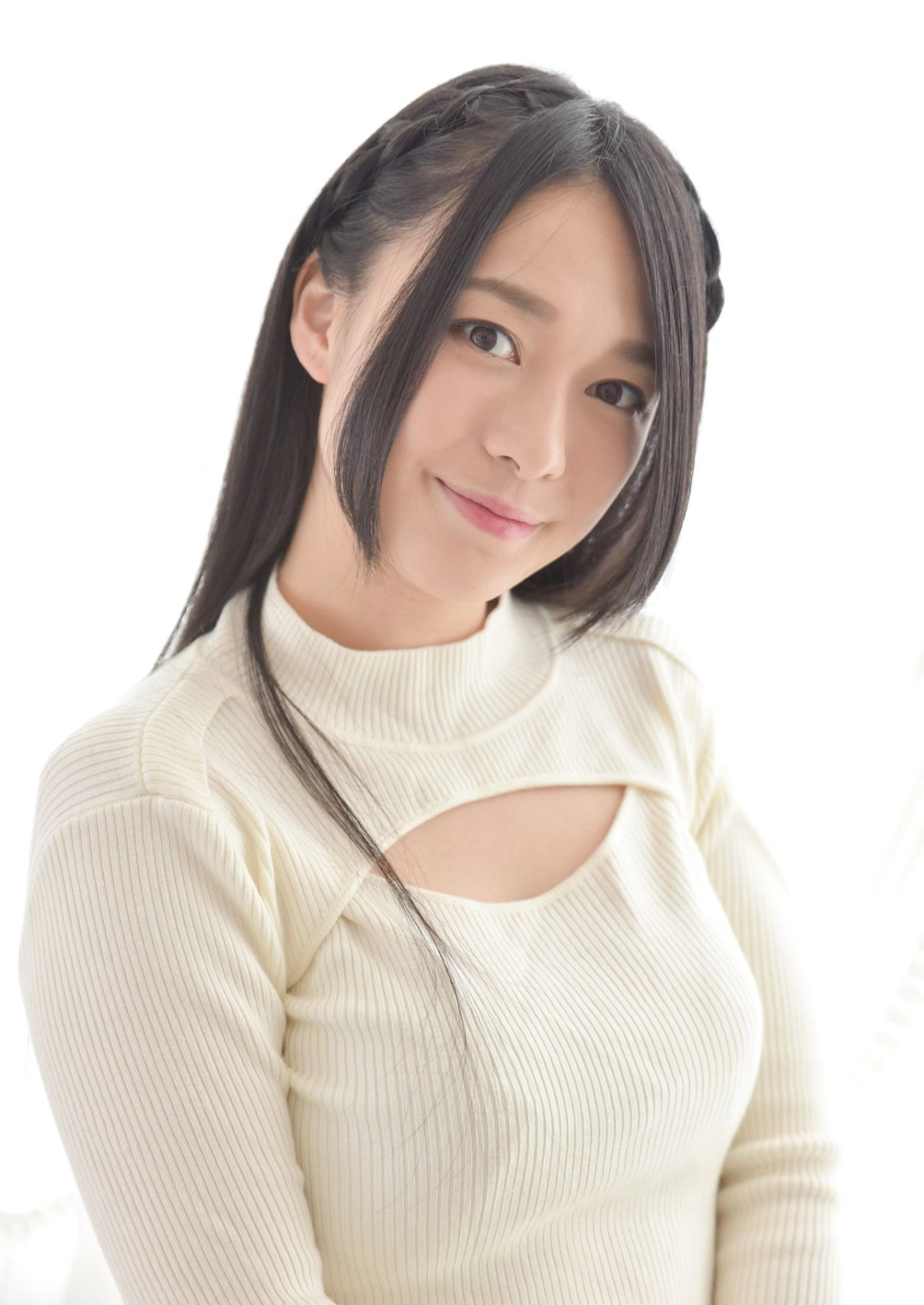 Tomoe Yamanaka gợi cảm trong từng khoảnh khắc