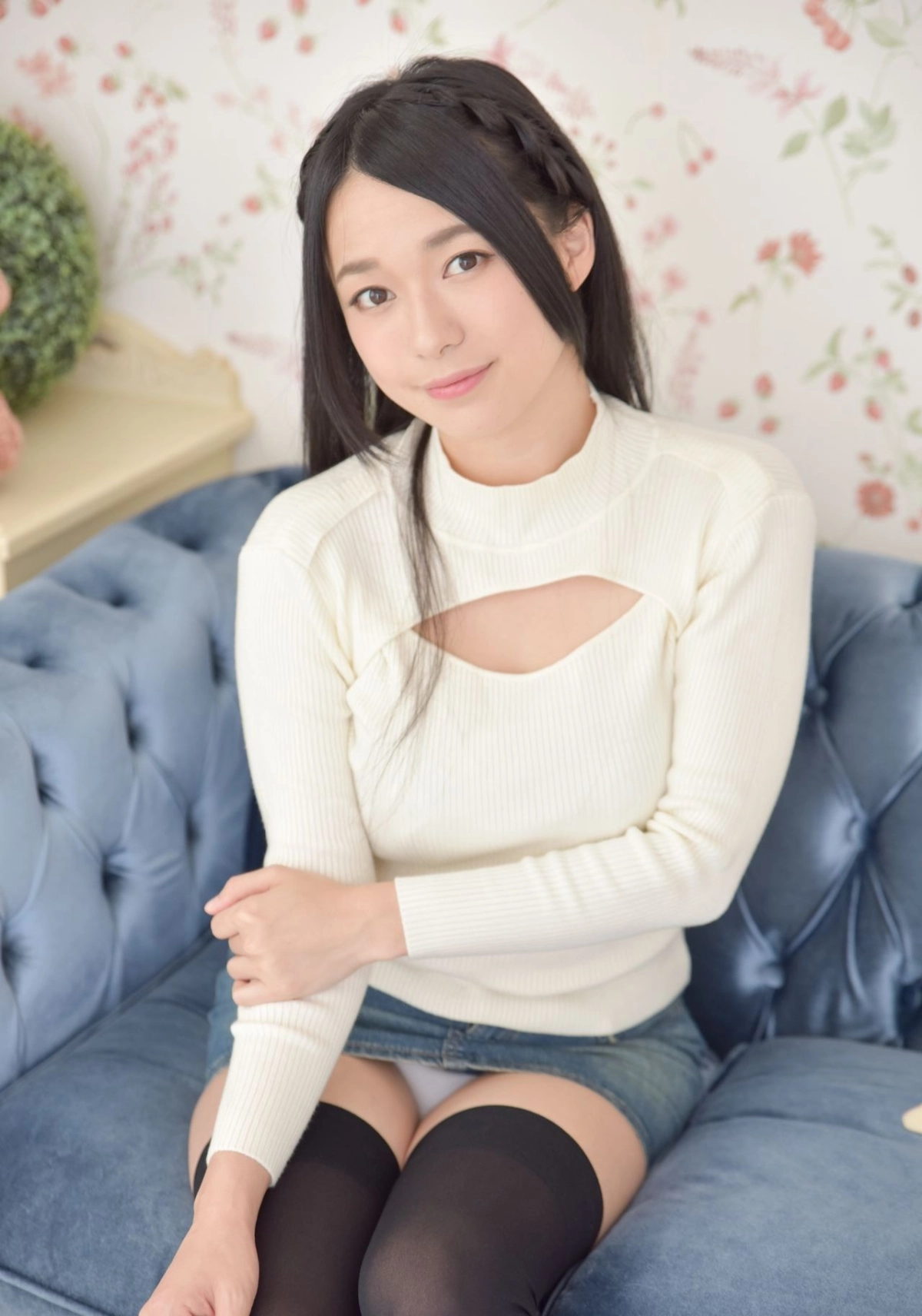 Tomoe Yamanaka khoe vẻ đẹp gợi cảm đầy cuốn hút